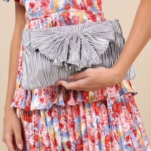Lulus Odilia Lavender Lurex Pleated Bow Clutch Purple - Size One Size